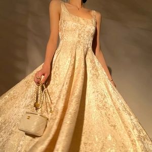 Jacquard fabric vintage-look gold dress
